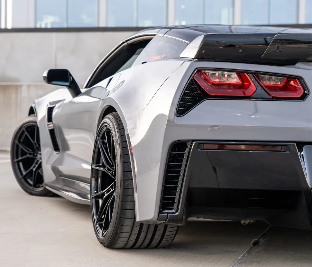C7 Corvette rear quarter view with E5 custom wheels installed